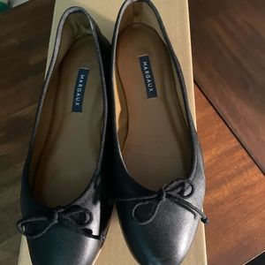 Black Margaux leather Demi ballet flats (Hardly worn!)